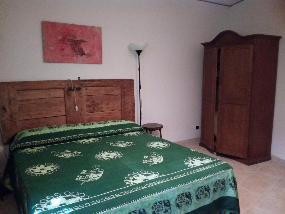 Agriturismo Del Frontino - Lo Studio Acqualagna Kültér fotó
