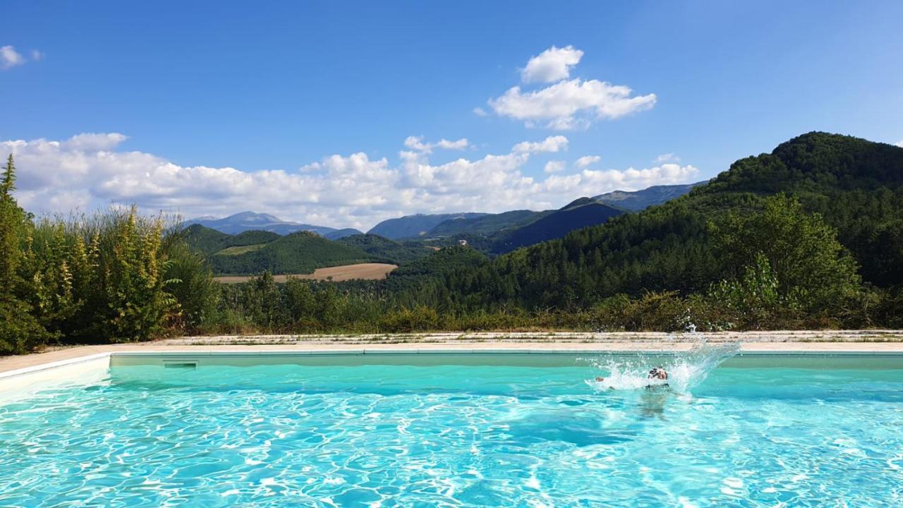 Agriturismo Del Frontino - Lo Studio Acqualagna Kültér fotó